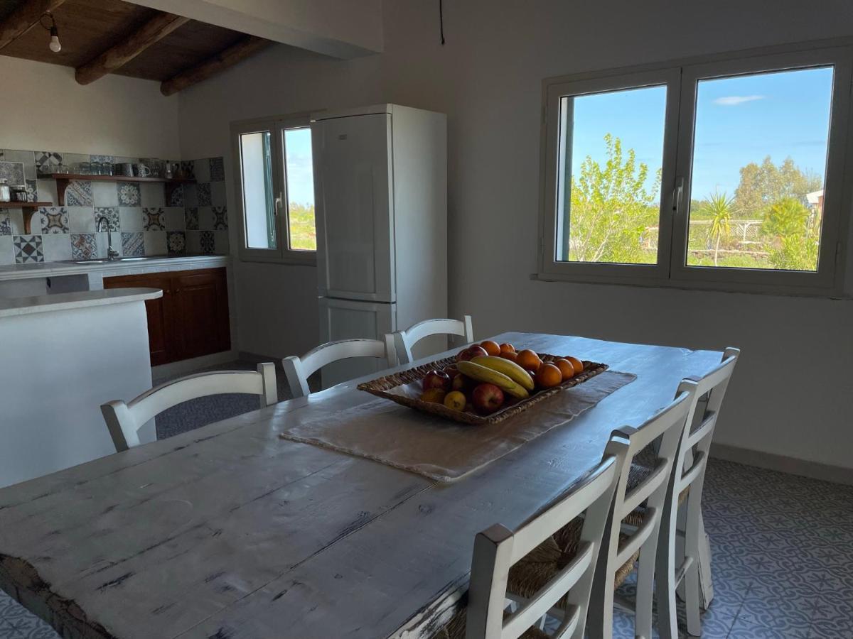 Casa Vacanze Gollei, 오로세 외부 사진