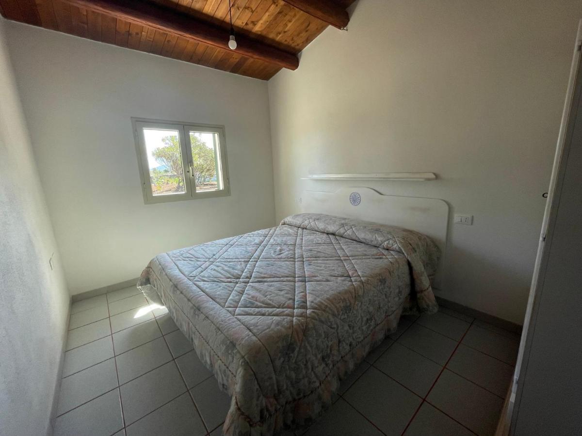Casa Vacanze Gollei, 오로세 외부 사진