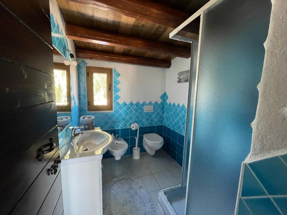 Casa Vacanze Gollei, 오로세 외부 사진