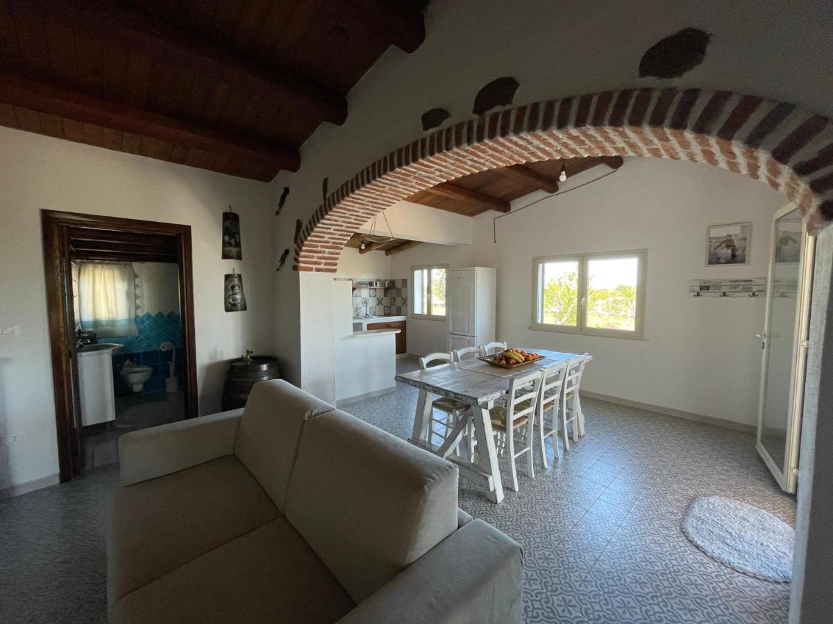 Casa Vacanze Gollei, 오로세 외부 사진
