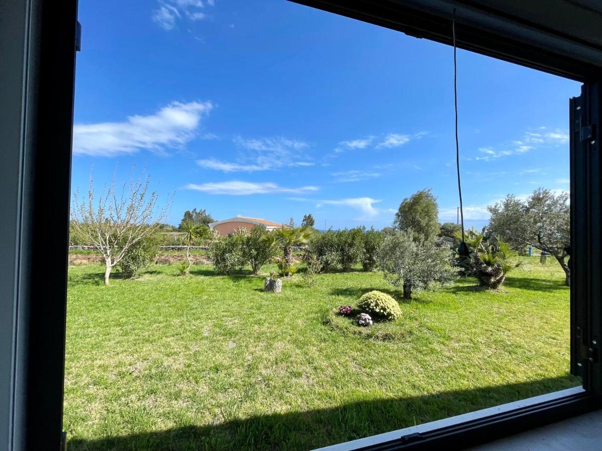 Casa Vacanze Gollei, 오로세 외부 사진